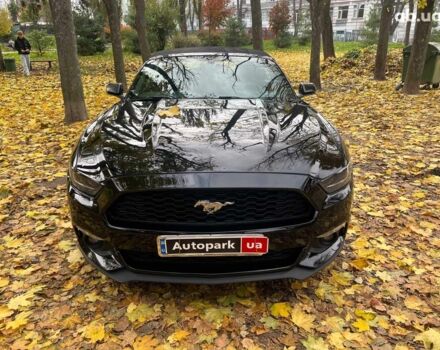 Черный Форд Мустанг, объемом двигателя 2.3 л и пробегом 101 тыс. км за 15990 $, фото 1 на Automoto.ua