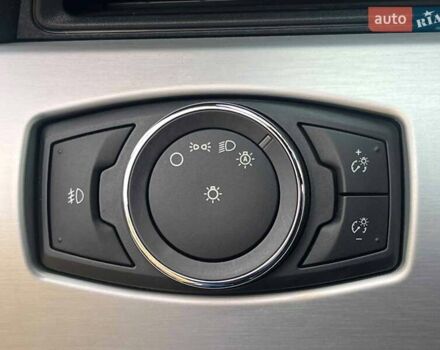 Черный Форд Мустанг, объемом двигателя 2.3 л и пробегом 101 тыс. км за 15990 $, фото 15 на Automoto.ua