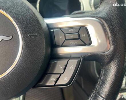 Черный Форд Мустанг, объемом двигателя 2.3 л и пробегом 101 тыс. км за 15990 $, фото 14 на Automoto.ua