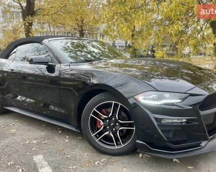 Черный Форд Мустанг, объемом двигателя 2.26 л и пробегом 121 тыс. км за 17999 $, фото 10 на Automoto.ua