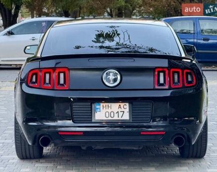 Чорний Форд Мустанг, об'ємом двигуна 3.7 л та пробігом 237 тис. км за 11999 $, фото 10 на Automoto.ua