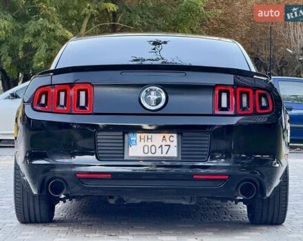 Чорний Форд Мустанг, об'ємом двигуна 3.7 л та пробігом 237 тис. км за 11999 $, фото 6 на Automoto.ua