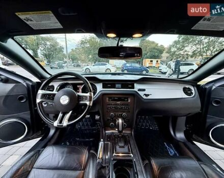 Чорний Форд Мустанг, об'ємом двигуна 3.7 л та пробігом 237 тис. км за 11999 $, фото 53 на Automoto.ua