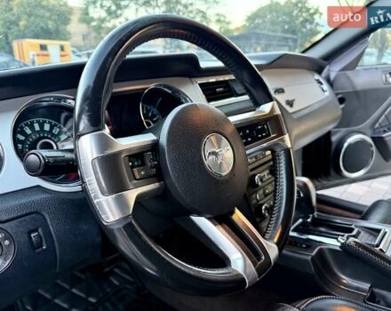 Чорний Форд Мустанг, об'ємом двигуна 3.7 л та пробігом 237 тис. км за 11999 $, фото 35 на Automoto.ua