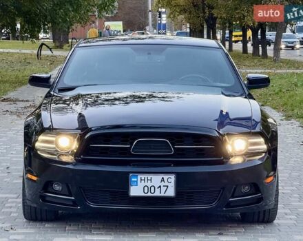 Чорний Форд Мустанг, об'ємом двигуна 3.7 л та пробігом 237 тис. км за 11999 $, фото 2 на Automoto.ua