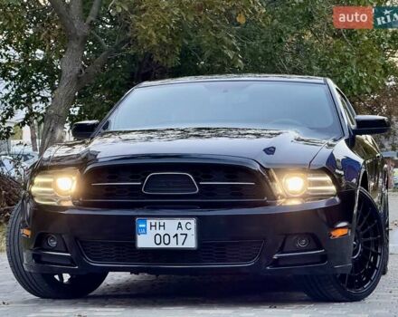 Чорний Форд Мустанг, об'ємом двигуна 3.7 л та пробігом 237 тис. км за 11999 $, фото 8 на Automoto.ua