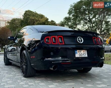 Чорний Форд Мустанг, об'ємом двигуна 3.7 л та пробігом 237 тис. км за 11999 $, фото 7 на Automoto.ua