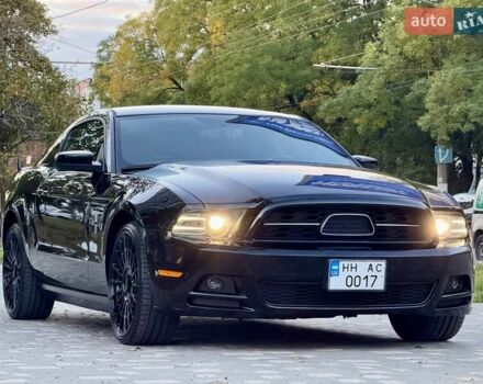 Чорний Форд Мустанг, об'ємом двигуна 3.7 л та пробігом 237 тис. км за 11999 $, фото 5 на Automoto.ua