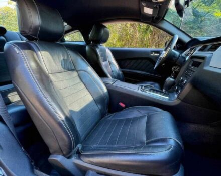 Черный Форд Мустанг, объемом двигателя 3.7 л и пробегом 87 тыс. км за 6300 $, фото 8 на Automoto.ua