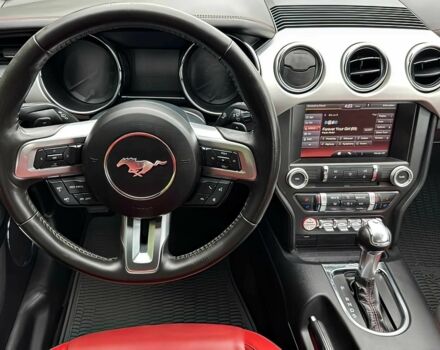 Чорний Форд Мустанг, об'ємом двигуна 5 л та пробігом 79 тис. км за 4500 $, фото 7 на Automoto.ua