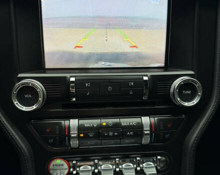 Черный Форд Мустанг, объемом двигателя 2.26 л и пробегом 180 тыс. км за 12000 $, фото 85 на Automoto.ua