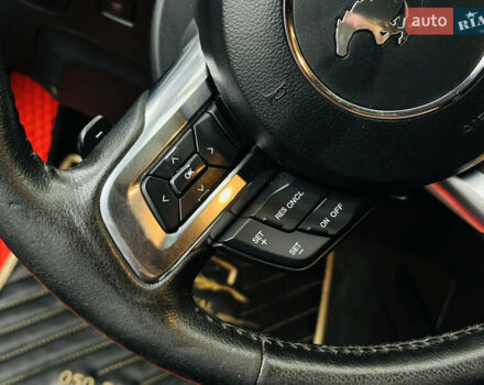 Черный Форд Мустанг, объемом двигателя 2.26 л и пробегом 131 тыс. км за 15300 $, фото 26 на Automoto.ua