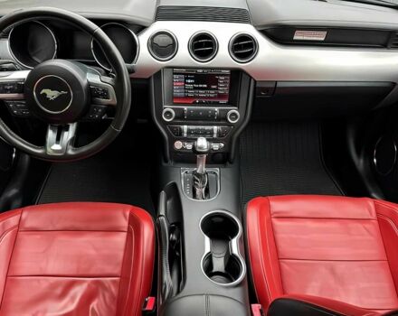 Чорний Форд Мустанг, об'ємом двигуна 5 л та пробігом 79 тис. км за 4500 $, фото 6 на Automoto.ua