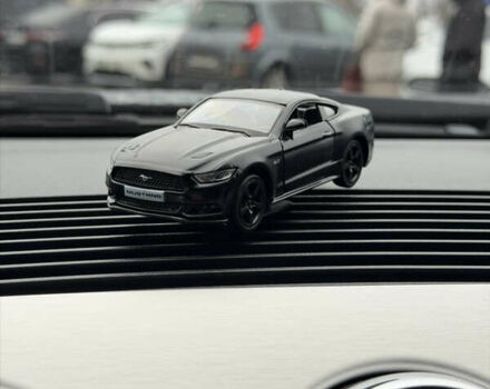 Черный Форд Мустанг, объемом двигателя 2.26 л и пробегом 180 тыс. км за 12000 $, фото 86 на Automoto.ua