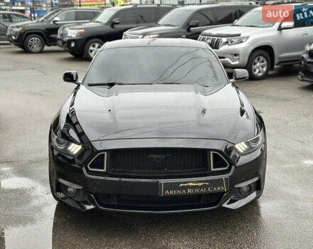 Черный Форд Мустанг, объемом двигателя 2.26 л и пробегом 131 тыс. км за 15300 $, фото 7 на Automoto.ua