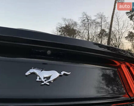 Черный Форд Мустанг, объемом двигателя 2.26 л и пробегом 180 тыс. км за 12000 $, фото 17 на Automoto.ua