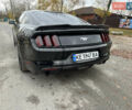 Черный Форд Мустанг, объемом двигателя 2.3 л и пробегом 140 тыс. км за 11777 $, фото 4 на Automoto.ua