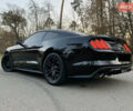 Черный Форд Мустанг, объемом двигателя 2.26 л и пробегом 180 тыс. км за 12000 $, фото 1 на Automoto.ua