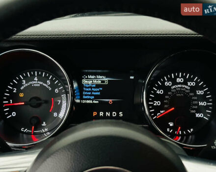 Черный Форд Мустанг, объемом двигателя 2.26 л и пробегом 131 тыс. км за 15300 $, фото 25 на Automoto.ua