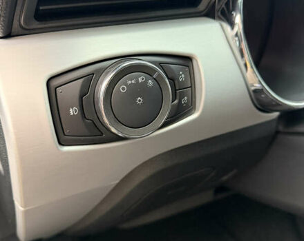 Черный Форд Мустанг, объемом двигателя 2.26 л и пробегом 180 тыс. км за 12000 $, фото 74 на Automoto.ua