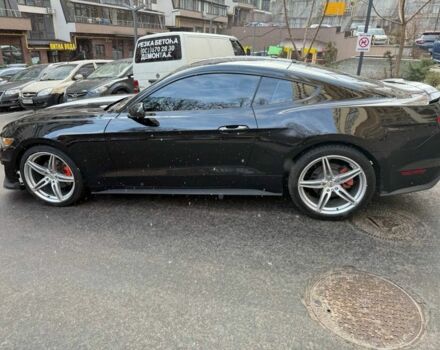 Черный Форд Мустанг, объемом двигателя 2.3 л и пробегом 150 тыс. км за 7499 $, фото 2 на Automoto.ua