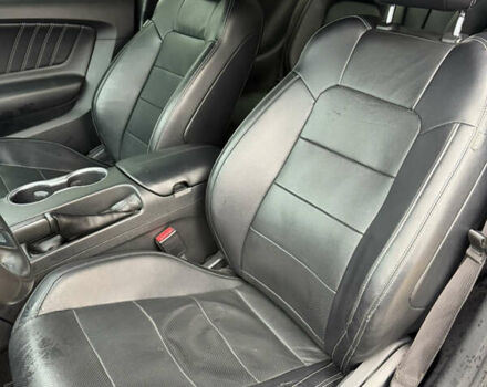 Черный Форд Мустанг, объемом двигателя 2.26 л и пробегом 180 тыс. км за 12000 $, фото 90 на Automoto.ua