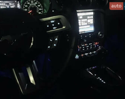 Черный Форд Мустанг, объемом двигателя 2.26 л и пробегом 180 тыс. км за 12000 $, фото 38 на Automoto.ua