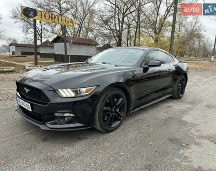 Черный Форд Мустанг, объемом двигателя 2.3 л и пробегом 140 тыс. км за 11777 $, фото 12 на Automoto.ua