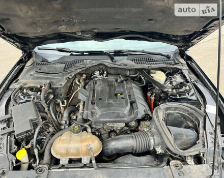 Черный Форд Мустанг, объемом двигателя 2.3 л и пробегом 120 тыс. км за 14900 $, фото 21 на Automoto.ua