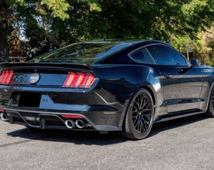 Чорний Форд Мустанг, об'ємом двигуна 5 л та пробігом 121 тис. км за 4500 $, фото 6 на Automoto.ua