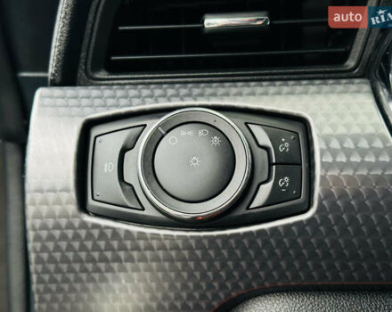 Черный Форд Мустанг, объемом двигателя 2.26 л и пробегом 131 тыс. км за 15300 $, фото 32 на Automoto.ua