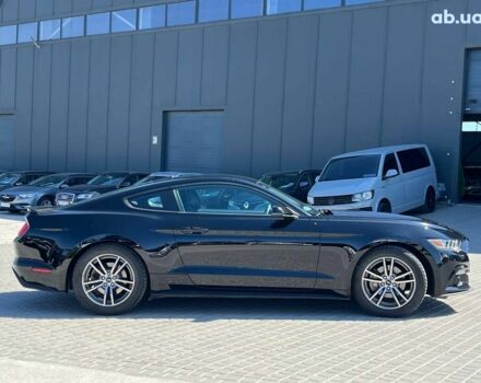 Чорний Форд Мустанг, об'ємом двигуна 2.3 л та пробігом 126 тис. км за 15690 $, фото 3 на Automoto.ua