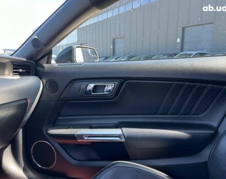 Чорний Форд Мустанг, об'ємом двигуна 2.3 л та пробігом 126 тис. км за 15690 $, фото 29 на Automoto.ua