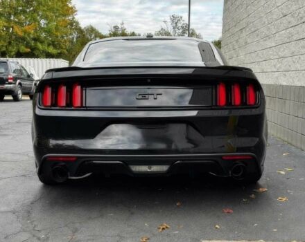 Черный Форд Мустанг, объемом двигателя 5 л и пробегом 72 тыс. км за 6100 $, фото 5 на Automoto.ua