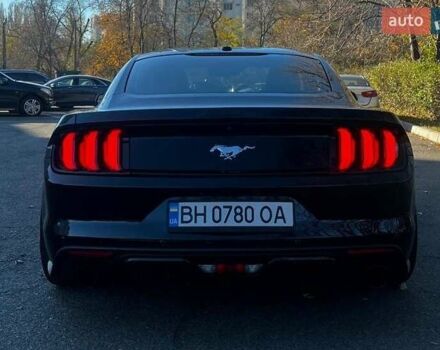 Чорний Форд Мустанг, об'ємом двигуна 2.26 л та пробігом 135 тис. км за 15650 $, фото 1 на Automoto.ua