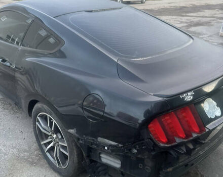 Черный Форд Мустанг, объемом двигателя 2.26 л и пробегом 193 тыс. км за 9000 $, фото 3 на Automoto.ua