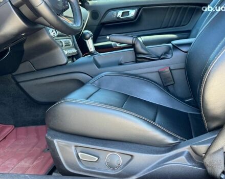 Чорний Форд Мустанг, об'ємом двигуна 2.3 л та пробігом 126 тис. км за 15690 $, фото 23 на Automoto.ua