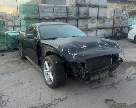 Черный Форд Мустанг, объемом двигателя 2.26 л и пробегом 193 тыс. км за 9000 $, фото 1 на Automoto.ua
