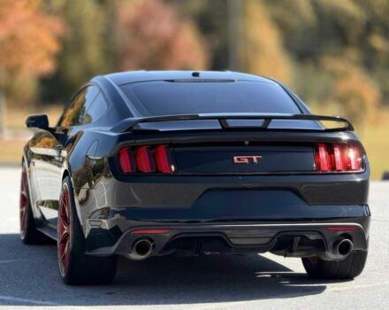 Черный Форд Мустанг, объемом двигателя 5 л и пробегом 71 тыс. км за 7500 $, фото 4 на Automoto.ua