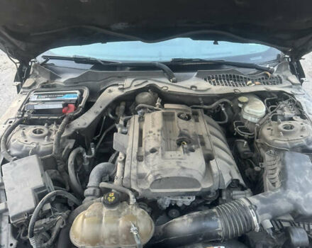 Черный Форд Мустанг, объемом двигателя 2.26 л и пробегом 193 тыс. км за 9000 $, фото 6 на Automoto.ua