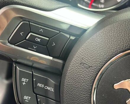 Черный Форд Мустанг, объемом двигателя 5.16 л и пробегом 124 тыс. км за 31500 $, фото 14 на Automoto.ua