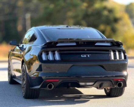 Черный Форд Мустанг, объемом двигателя 5 л и пробегом 73 тыс. км за 6100 $, фото 4 на Automoto.ua