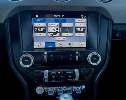 Чорний Форд Мустанг, об'ємом двигуна 2.26 л та пробігом 135 тис. км за 15650 $, фото 11 на Automoto.ua