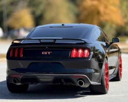 Черный Форд Мустанг, объемом двигателя 5 л и пробегом 71 тыс. км за 7500 $, фото 6 на Automoto.ua