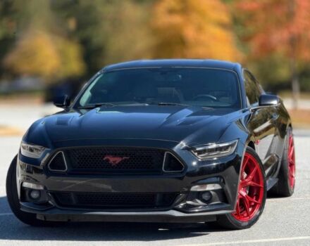 Черный Форд Мустанг, объемом двигателя 5 л и пробегом 71 тыс. км за 7500 $, фото 2 на Automoto.ua