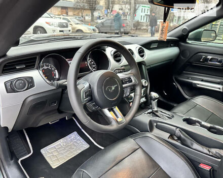 Черный Форд Мустанг, объемом двигателя 2.3 л и пробегом 110 тыс. км за 17500 $, фото 25 на Automoto.ua