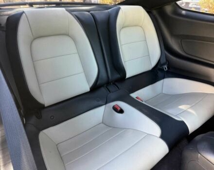 Черный Форд Мустанг, объемом двигателя 5 л и пробегом 71 тыс. км за 7500 $, фото 14 на Automoto.ua