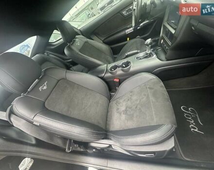 Черный Форд Мустанг, объемом двигателя 5.16 л и пробегом 124 тыс. км за 31500 $, фото 21 на Automoto.ua