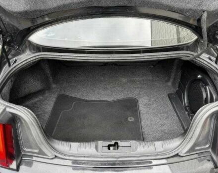 Черный Форд Мустанг, объемом двигателя 5 л и пробегом 98 тыс. км за 11000 $, фото 13 на Automoto.ua