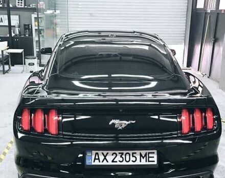 Черный Форд Мустанг, объемом двигателя 2.26 л и пробегом 57 тыс. км за 19000 $, фото 2 на Automoto.ua